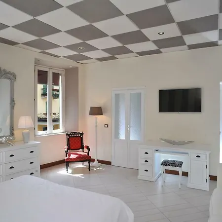 Couette-café Trattoria Laghee Con
